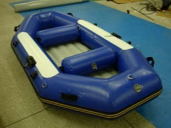 Opblaasbare rafting boot