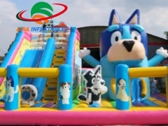 Bluey opblaasbaar springkasteel voor familieplezier fabrikanten